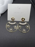 AndQ Handmade Hollow Flowers Pearls Earrings
