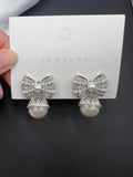 AndQ Sweet Bowknot with Pearls Earrings