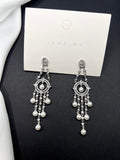 AndQ Zircon Embedded with Pearls Tassels Earrings