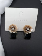 AndQ Handmade Flower and Zircon Earrings
